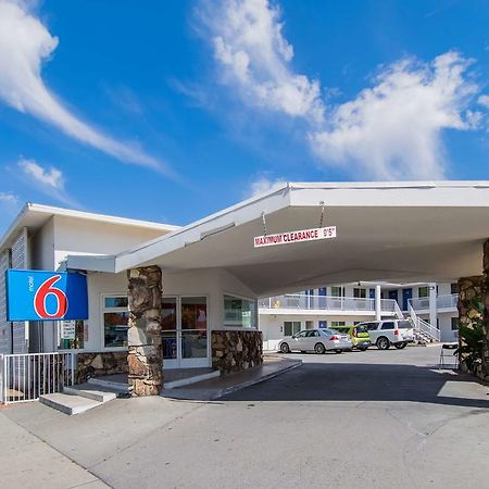Motel 6-San Bernardino, Ca - Downtown Dış mekan fotoğraf