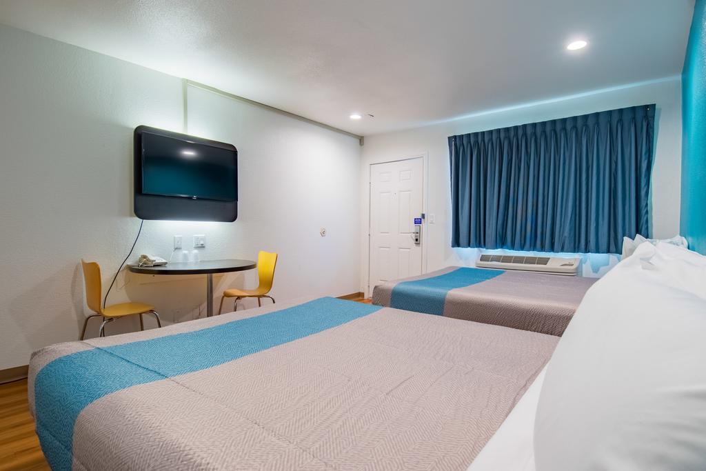 Motel 6-San Bernardino, Ca - Downtown Oda fotoğraf