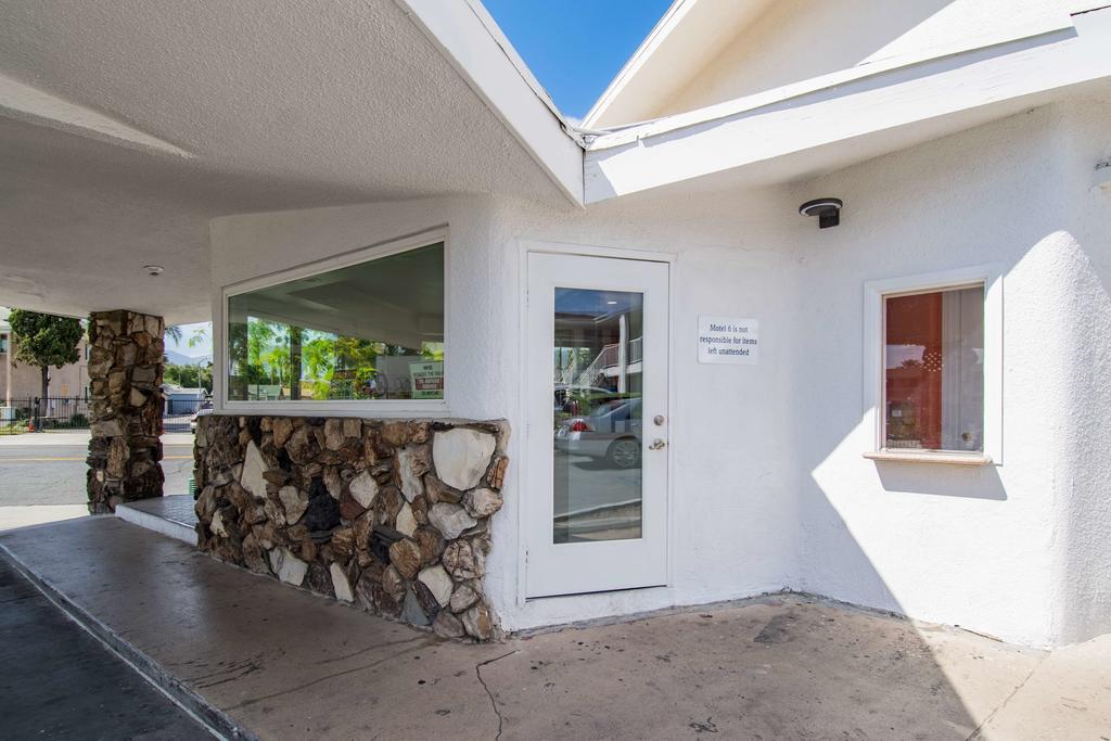 Motel 6-San Bernardino, Ca - Downtown Dış mekan fotoğraf
