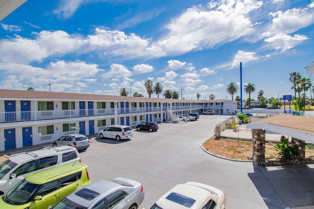 Motel 6-San Bernardino, Ca - Downtown Dış mekan fotoğraf
