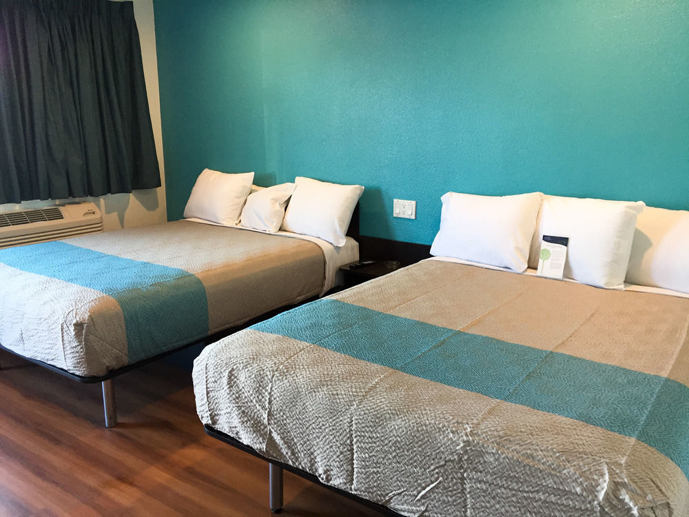 Motel 6-San Bernardino, Ca - Downtown Dış mekan fotoğraf