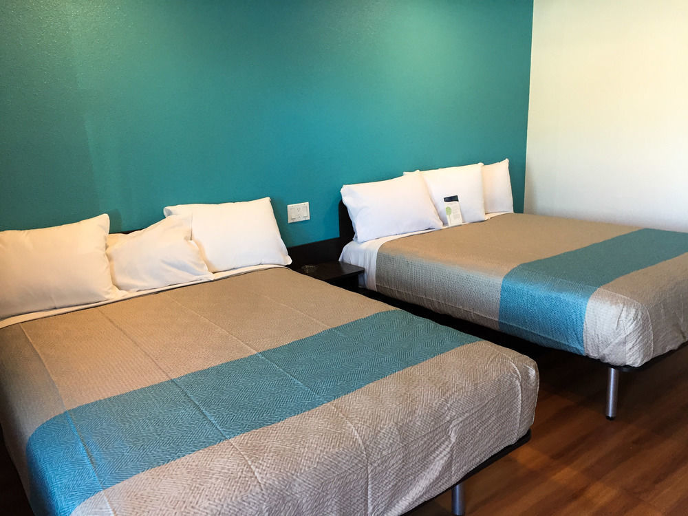 Motel 6-San Bernardino, Ca - Downtown Dış mekan fotoğraf