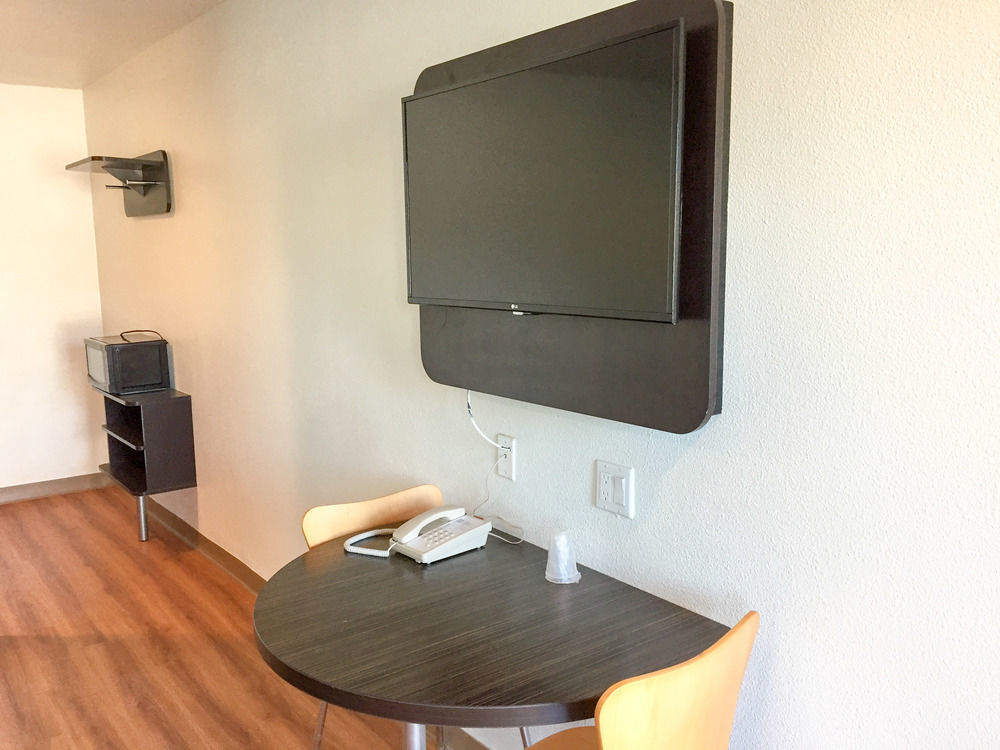 Motel 6-San Bernardino, Ca - Downtown Dış mekan fotoğraf